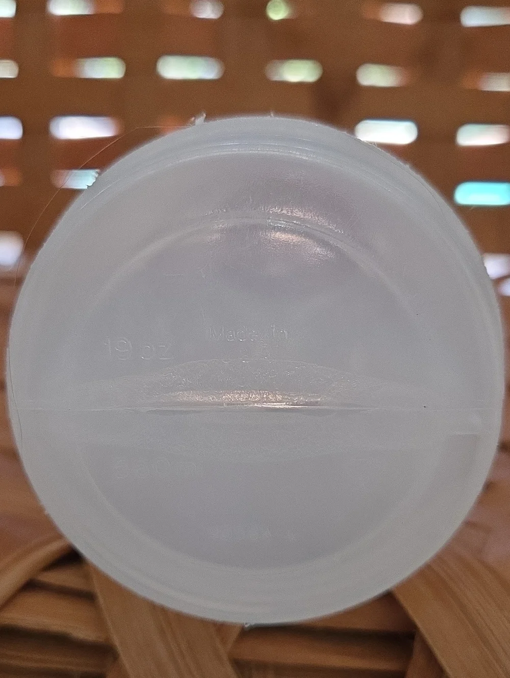 Tupperware Snack/CUP/WATER HOLDER. 